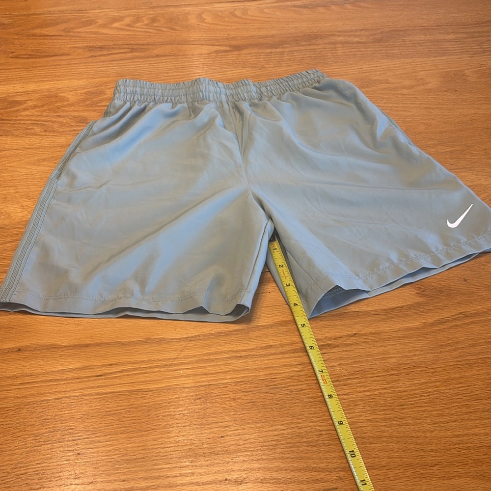 Kids Nike Sage Green Tee and Shorts Set NWT - Picture 7 of 8